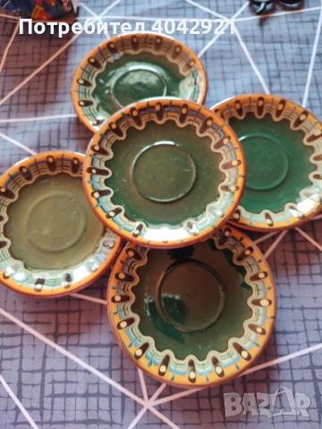 Керамични чинии за чаши за кафе или чай