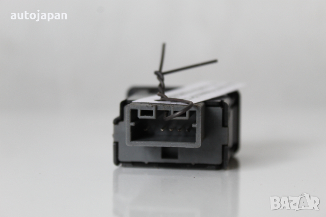 Бутон, копче заключване, отключване Нисан примера п12 2.0 140кс комби 02г Nissan primera p12 2.0 140, снимка 2 - Части - 44856953