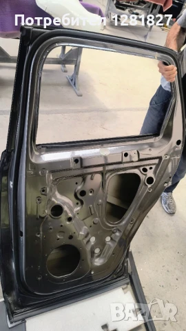 Задна дясна врата Порше Каен 2019, снимка 3 - Части - 50769839