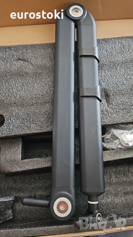 YOUSHARES - Стойка за микрофон с винтов адаптер, съвместима с HyperX QuadCast, Blue Yeti, снимка 8 - Микрофони - 51546214