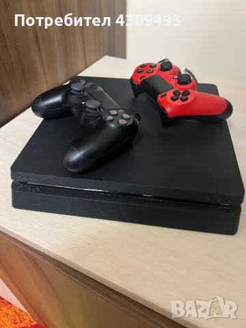 PlayStation 4 1TB с два джойстика., снимка 1 - PlayStation конзоли - 48089724