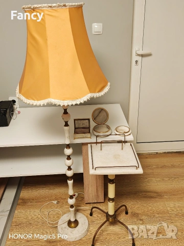 Сет маса, лампа и кутии от мрамор, снимка 2 - Антикварни и старинни предмети - 53586382