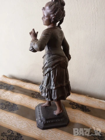 Стара статуетка, снимка 6 - Статуетки - 50970245