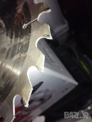 диск за циркуляр BOSCH ф 210 мм, снимка 2 - Други инструменти - 48622672