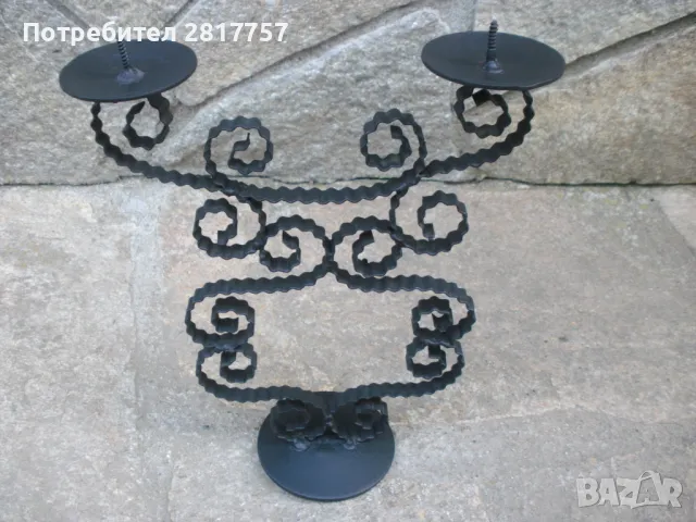 Метален свещник от миналия век !