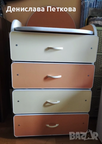 Бебешки/детски скрин с повивалник, снимка 2 - Скринове - 53334456