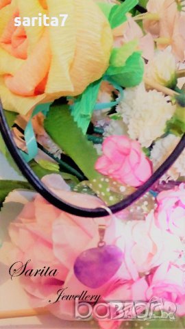 Нежно Дамско колие със сърце от естествен камък АМЕТИСТ и черна кожена верижка, снимка 3 - Колиета, медальони, синджири - 14067780