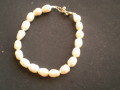 гривна от естествени бели речни перли изработва се ръчно, снимка 1 - Антикварни и старинни предмети - 36518404
