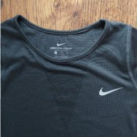 Nike Zonal Cooling - страхотна дамска тениска КАТО НОВА, снимка 5 - Тениски - 33443746