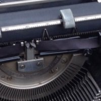 Стара пишеща машина Олимпия мод 8 от 1939 г. , снимка 8 - Антикварни и старинни предмети - 32249572