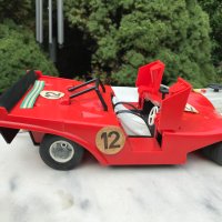 Стара количка Ferrari 312 Pb Race Car #12 Дистанционно управление GDR 35cm , снимка 6 - Колекции - 42951171