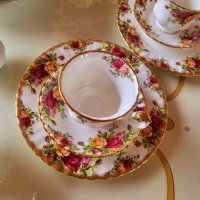 Сервиз за чай/кафе Royal Albert Old County Rose , снимка 12 - Сервизи - 40595857