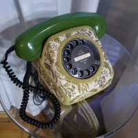 Ретро тапициран телефон, снимка 7 - Антикварни и старинни предмети - 27429885