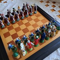 Изящен шах с оловни фигури, снимка 1 - Колекции - 43918797