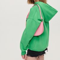 Малка дамска кожена чанта за рамо в розов цвят, снимка 3 - Чанти - 43733574