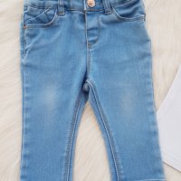 Бебешки дънки Zara и блузка 3-6 месеца, снимка 5 - Панталони и долнища за бебе - 36983073