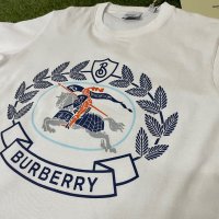 Тениска Burberry, снимка 3 - Тениски - 39989450