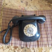 Стар телефон, снимка 1 - Други ценни предмети - 28043155