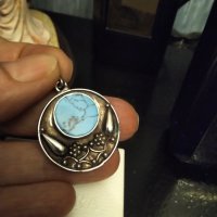 Стара сребърна висулка с тюркоаз ръчна изработка , снимка 1 - Колиета, медальони, синджири - 37943550