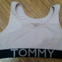 Бюстие Tommy Hilfiger , снимка 1 - Детски тениски и потници - 27261363