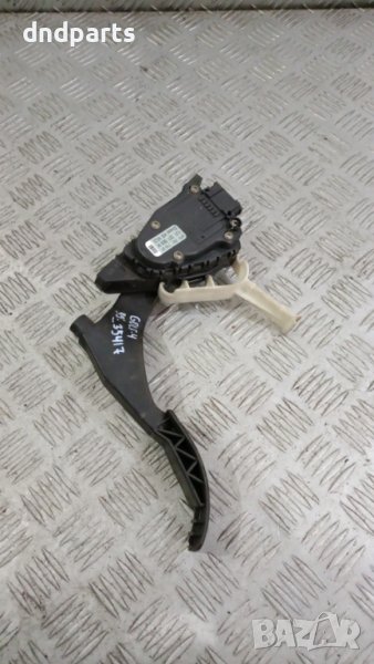 Потенциометър на газта VW Golf 4 1999г.	, снимка 1