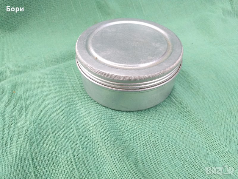 Стара алуминиева кутия кръгла БДС, снимка 1