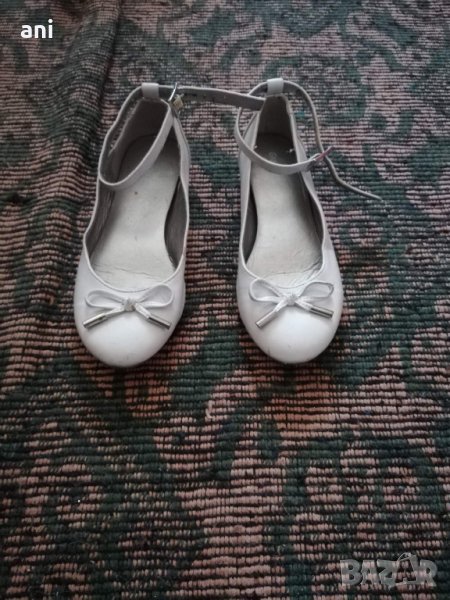 разни обувки, снимка 1