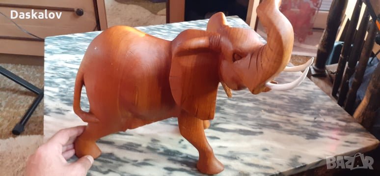 Продавам голям дървен слон, снимка 1