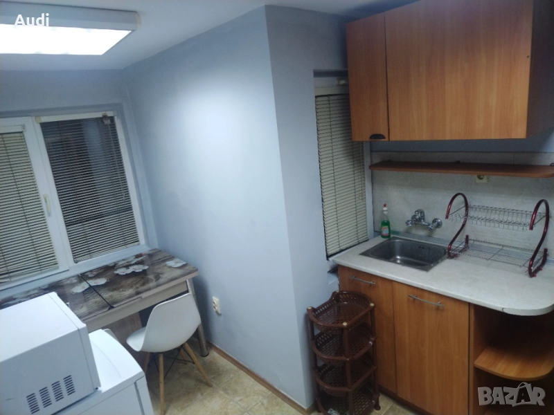 Собственик продава партерна боксионера 20кв.м. Нова тухлена кооперация. гр. Варна / район Одесос Про, снимка 1