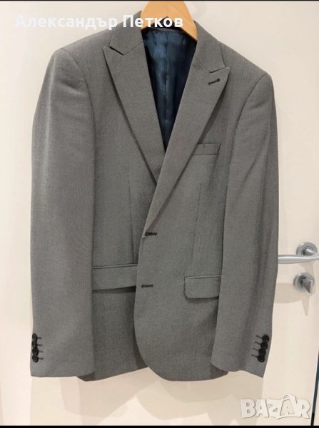 Мъжки костюм, снимка 1