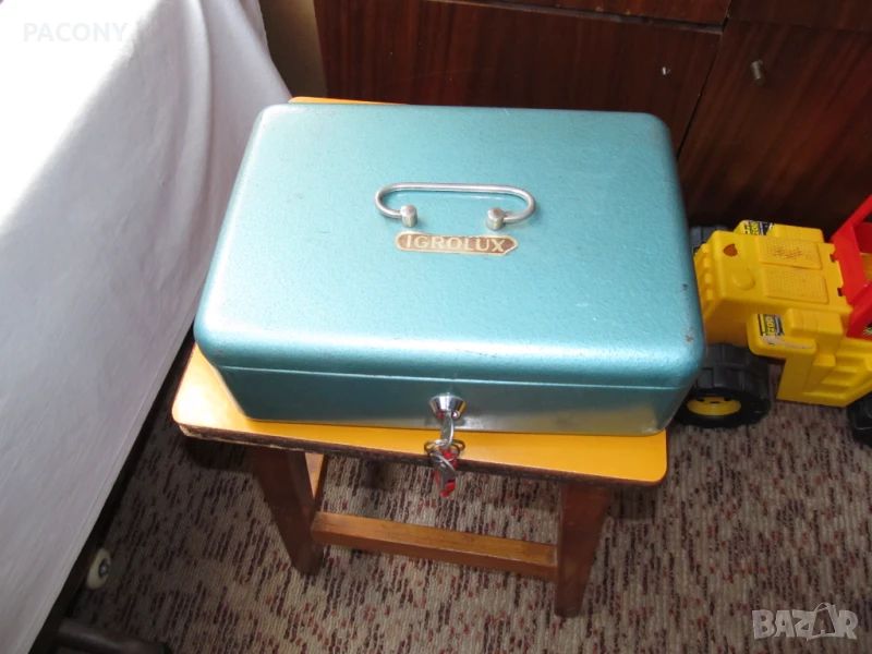 касичка КАСА Сейф    с два ключа  IGROLUX, снимка 1