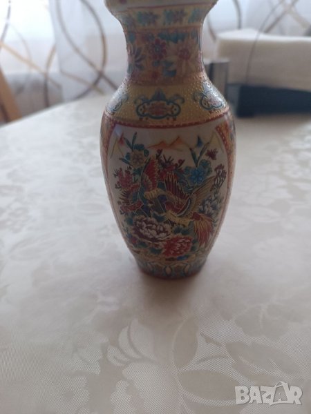 Китайска ваза с красиви орнаменти, снимка 1