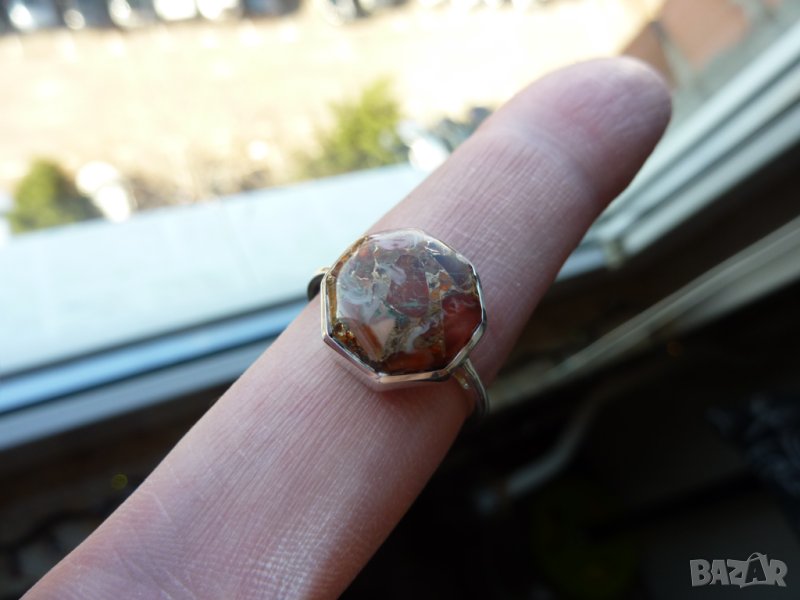 Нов сребърен пръстен с кехлибар, размер на халката 1.85, снимка 1