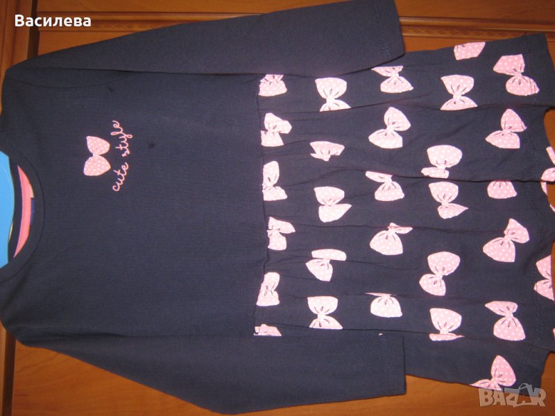 Тъмно синя рокля с розови панделки на бели точки 98-104, снимка 1