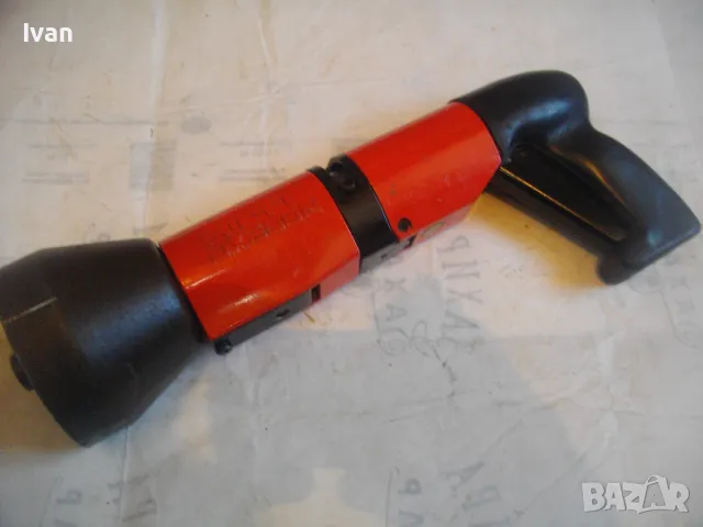 HILTI DX600N ЛИХТЕНЩАЙН ПИСТОЛЕТ РЪЧЕН УРЕД ЗА БЪРЗ МОНТАЖ В БЕТОН МЕТАЛНИ КОНСТРУКЦИИ ЧРЕЗ ЗАРЯД, снимка 3 - Други инструменти - 48048864