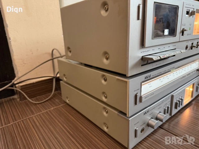 Акай Akai Стерео усилвател , Тунер , Дек , снимка 7 - Ресийвъри, усилватели, смесителни пултове - 51688014