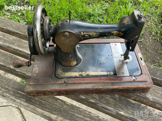 Шевна машина Singer 