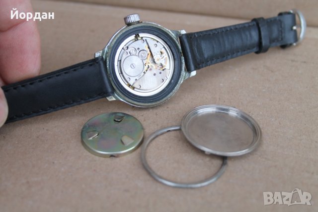 СССР часовник ''Восток'' командирски, снимка 11 - Мъжки - 43659306