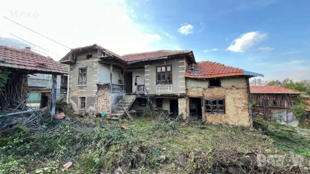 Продавам къща село Здравковец област Габрово , снимка 5 - Къщи - 50416403