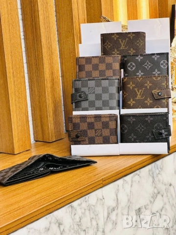 портмонета coach ysl saint laurent louis vuitton guess , снимка 13 - Портфейли, портмонета - 51940638