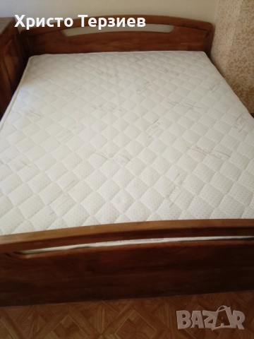 Спалня от орех