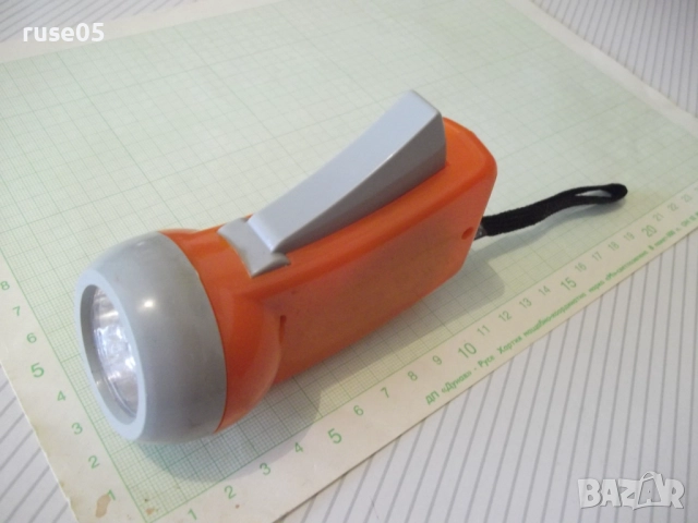 Фенер с динамо работещ, снимка 4 - Други - 52107799