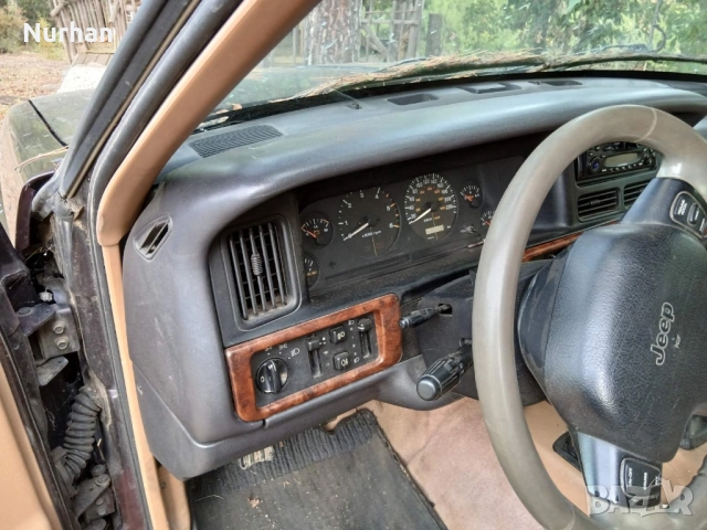 Джип Jeep Grand Cherikee, снимка 4 - Автомобили и джипове - 52178567