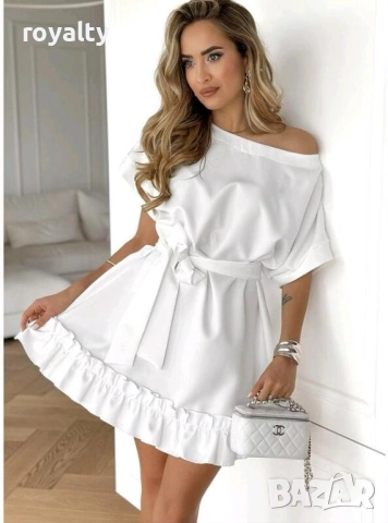 Бяла лятна рокля