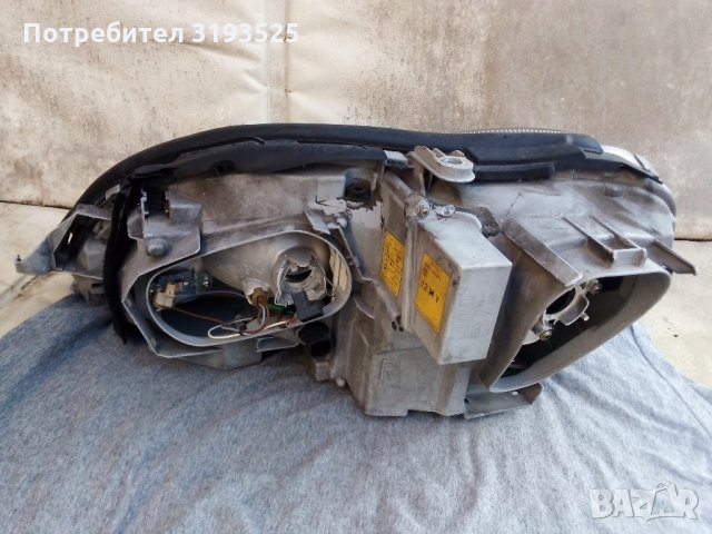 Десен фар МERCEDES S класа, снимка 2 - Аксесоари и консумативи - 35299804