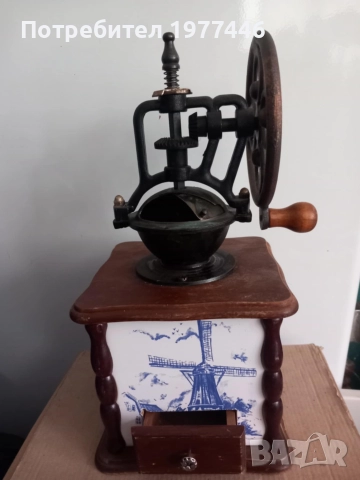 антикварна голяма кафе мелачка перфектно състояние , снимка 4 - Антикварни и старинни предмети - 51773118