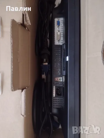 Монитор PHILIPS КАТО НОВ, снимка 3 - Монитори - 49196127