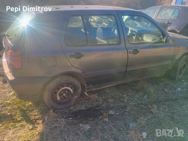Vw golf 3 голф 3 на части 1.6 бензин, снимка 3 - Части - 52802422