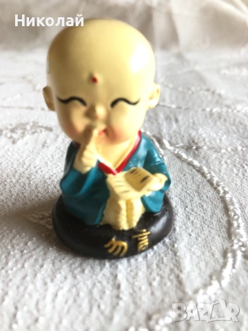 Китайски фън шуй фигурки на монаси, талисмани, ръчна изработка от смола, от манастира Шаолин, нови, снимка 10 - Декорация за дома - 53296402