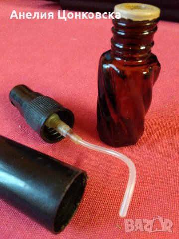 Старо шишенце за парфюм с пулверизатор, снимка 3 - Антикварни и старинни предмети - 28166198